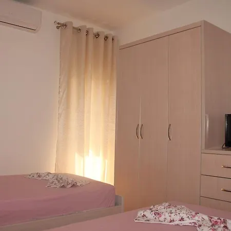 Kristi Apartment Sarandë